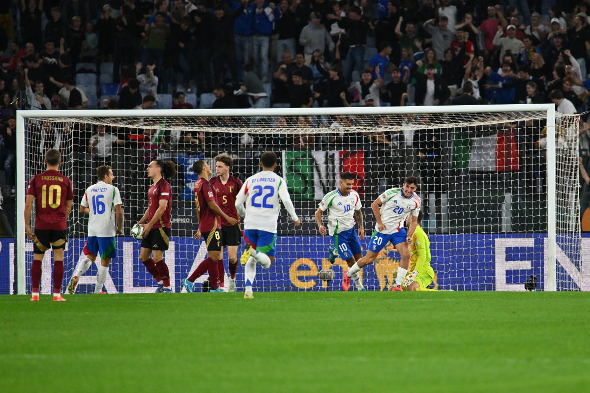 Rimonta red devils con gli azzurri in 10, Italia-Belgio 2-2