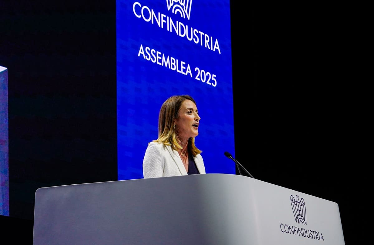 Ue, Metsola “Basta nostalgie, serve il coraggio di innovare”