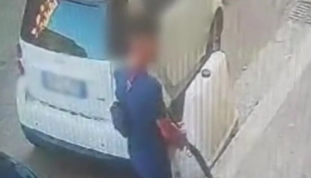 Tentato omicidio con metodo mafioso, 3 arresti a Reggio Calabria Tentato omicidio con metodo mafioso, 3 arresti a Reggio Calabria