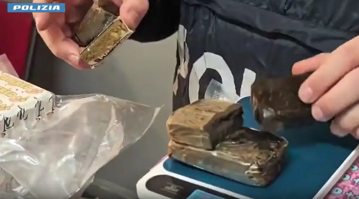 Maxi operazione antidroga, 1.335 arresti e 450 chili di stupefacenti