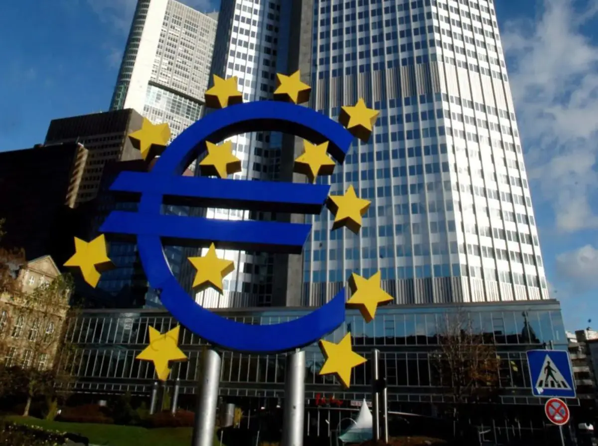 Bce seleziona 36 banche per progetto pilota sull’euro digitale