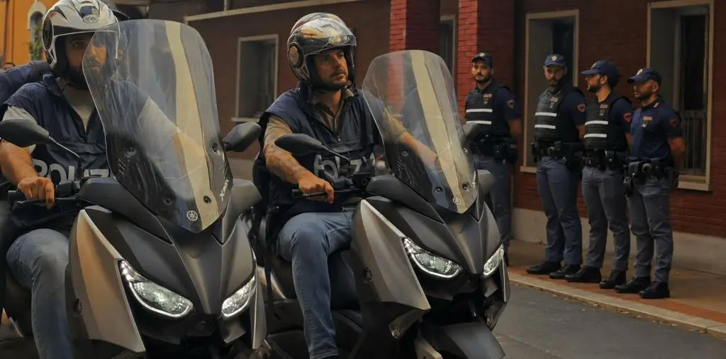 Due ricercati internazionali catturati dalla Polizia di Stato a Roma