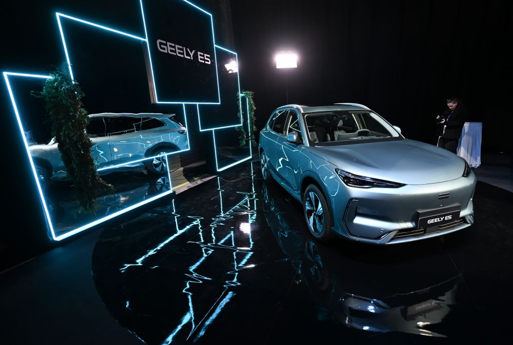 Cina, nuovo record per la diffusione dei veicoli a nuova energia
